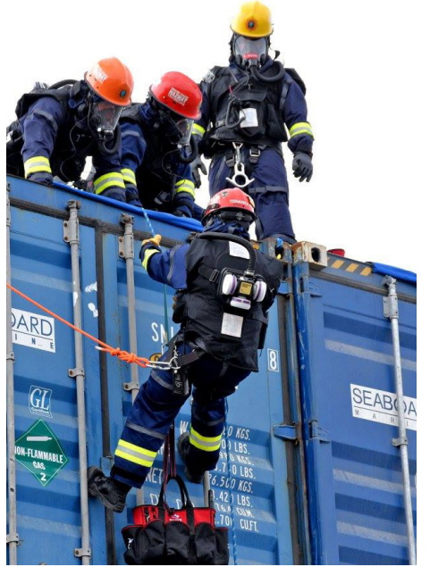 Dermon核<a href='http://www.fsaowin.com/Ppzq/rst.html'>輻射防護服</a>-3