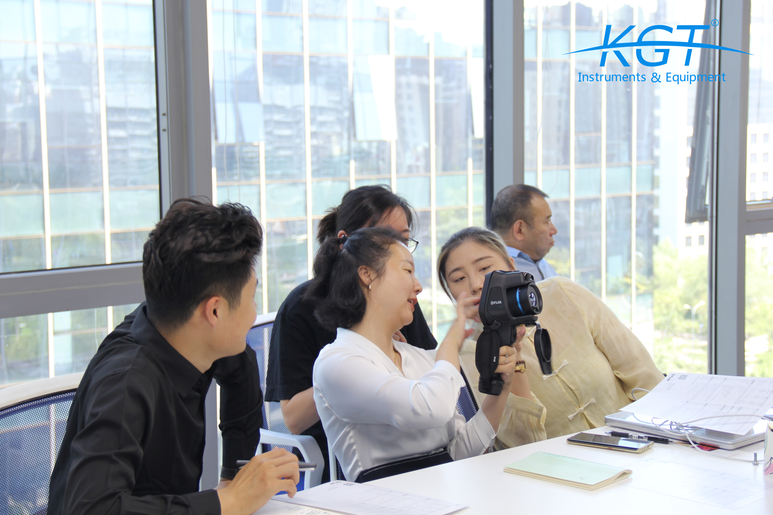 培訓(xùn)FLIR<a href='http://www.fsaowin.com/hongwairexiangyi.html'>熱像儀</a>